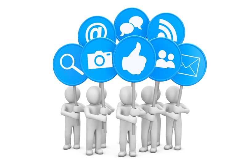 Social Media Handling